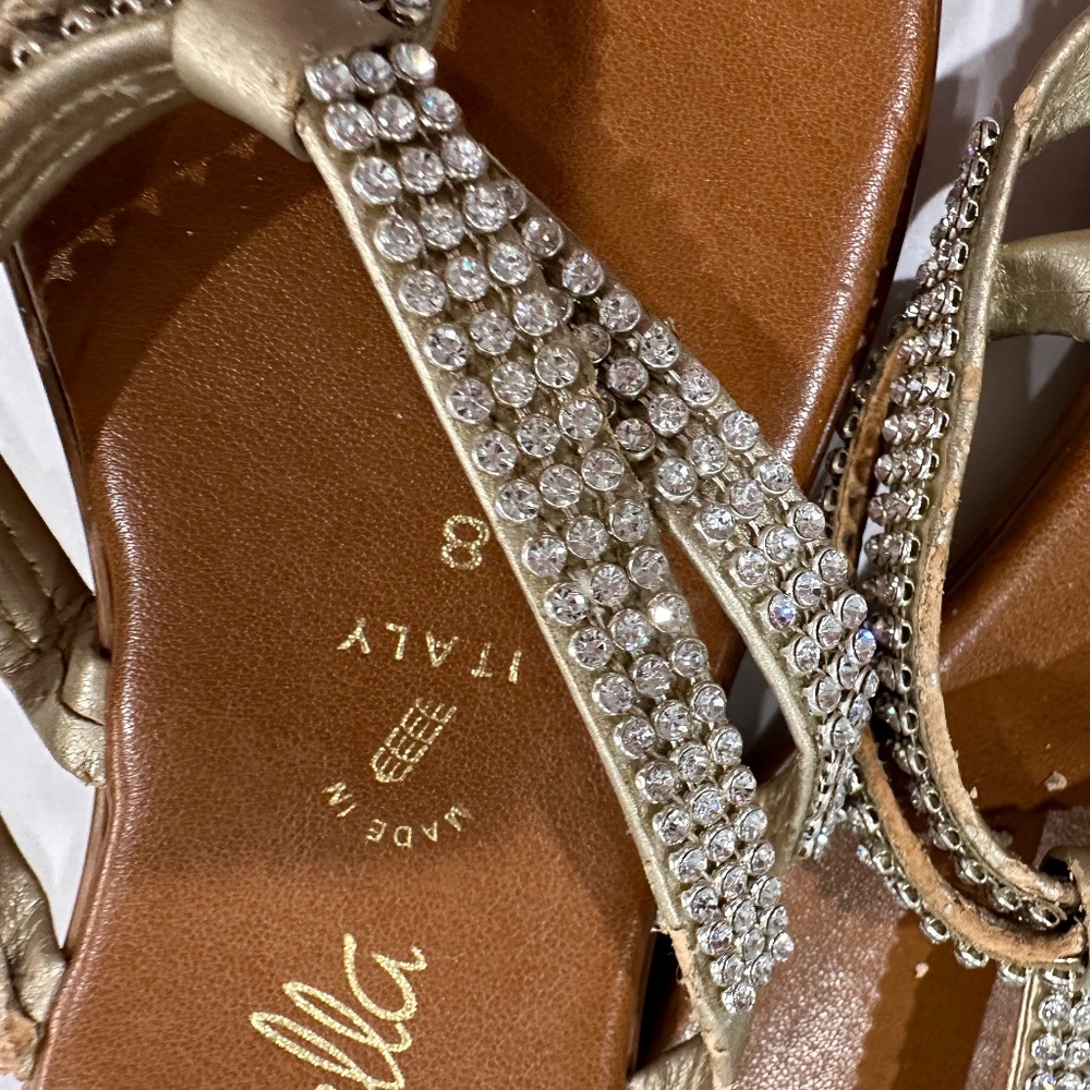 Toscanella brown gold tone rhinestone thong sandal - Size 8. - Picture 4 of 8